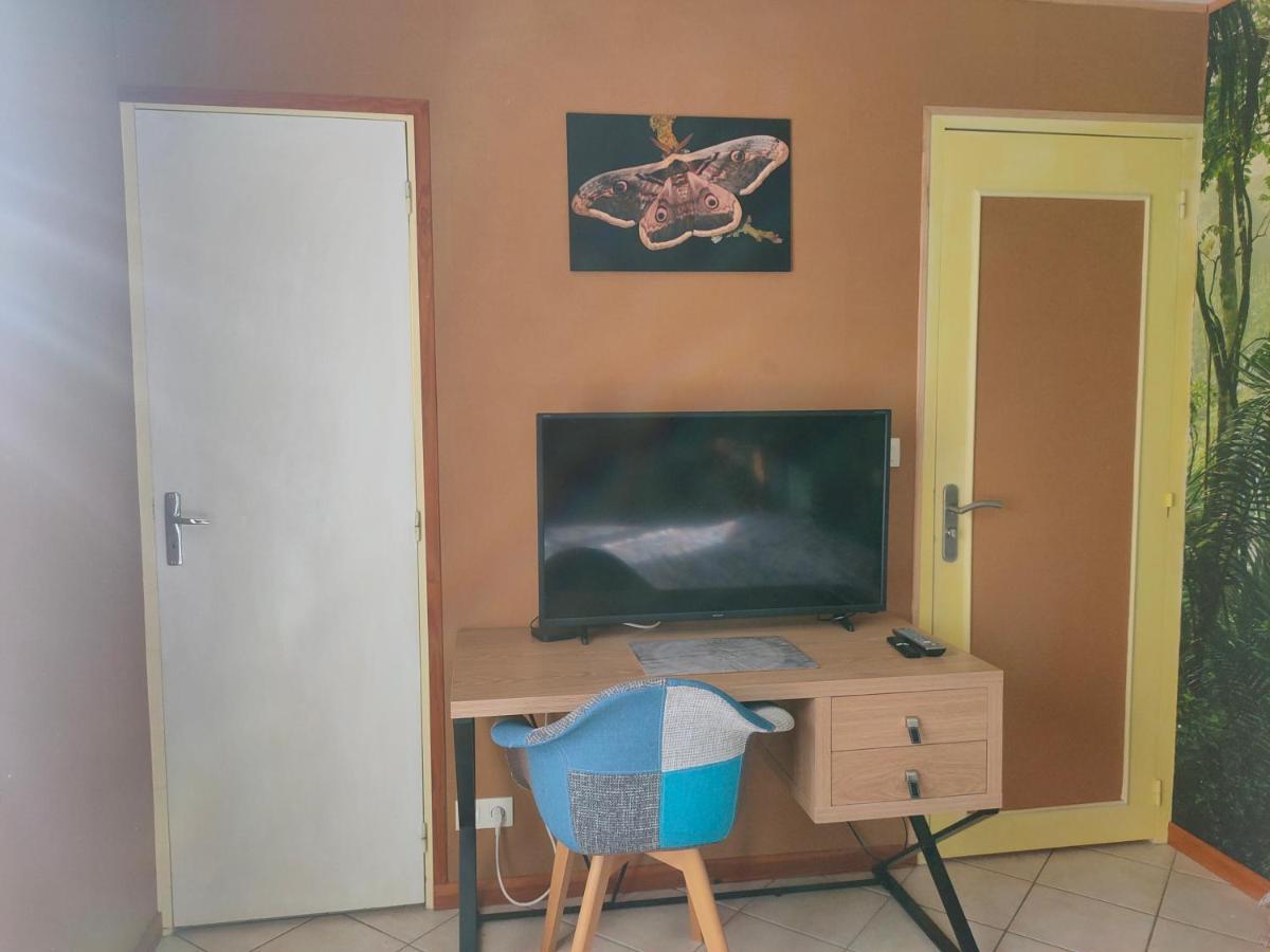 chambre avec SDB privative en pleine campagne Baillou Extérieur photo